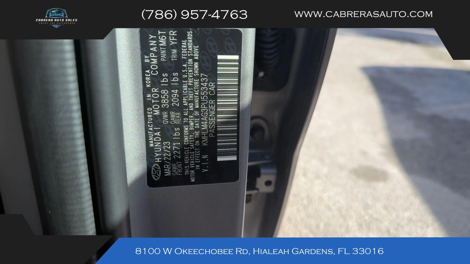 Hyundai Elantra - Thumbnail 6