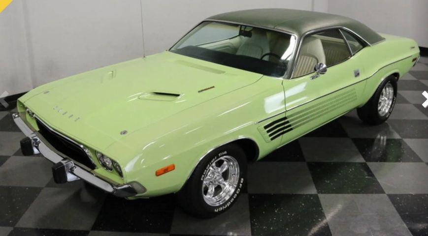 Dodge Challenger - Thumbnail 12
