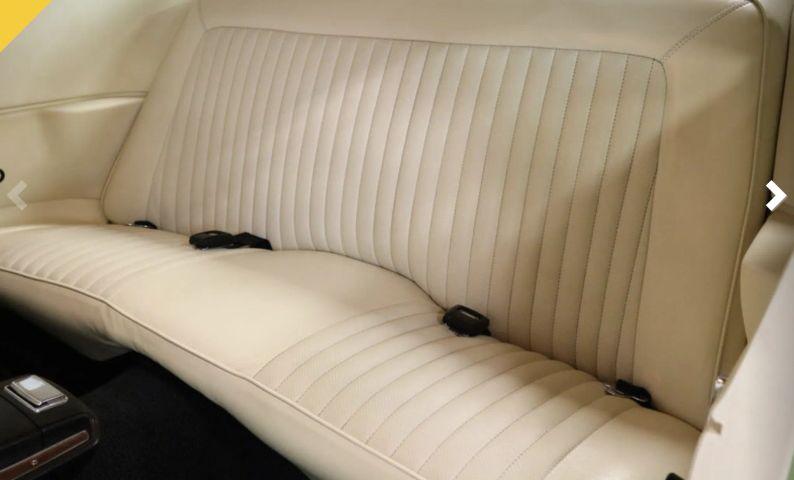 Dodge Challenger - Thumbnail 3