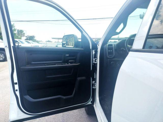 Ram 2500 Crew Cab - Thumbnail 15