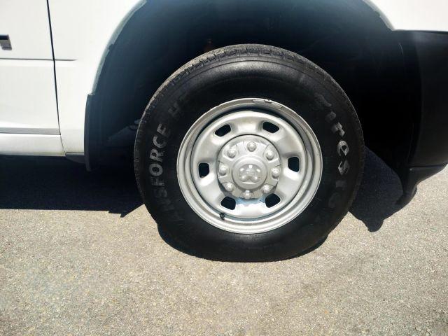 Ram 2500 Crew Cab - Thumbnail 4