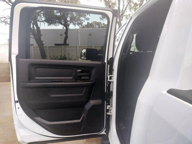 Ram 3500 Crew Cab - Thumbnail 20