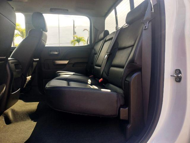 Chevrolet Silverado 1500 Crew Cab - Thumbnail 19