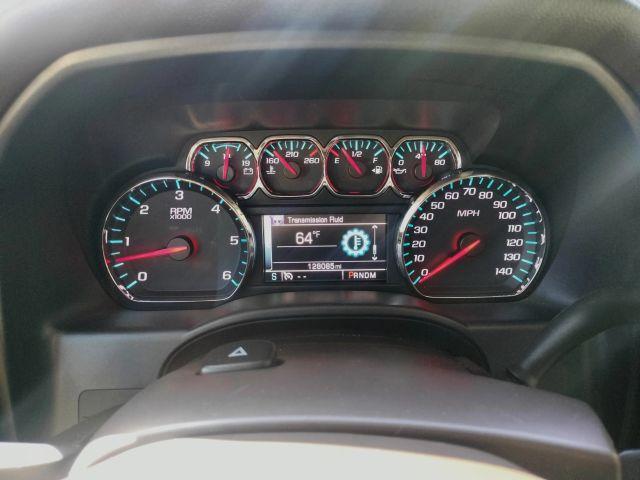 Chevrolet Silverado 1500 Crew Cab - Thumbnail 2