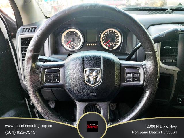 Ram 3500 Regular Cab & Chassis - Thumbnail 5