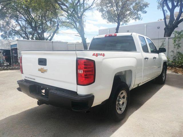 Chevrolet Silverado 1500 Double Cab - Thumbnail 13