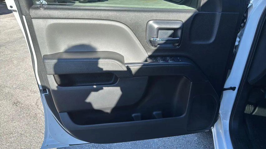 Chevrolet Silverado 1500 Double Cab - Thumbnail 15