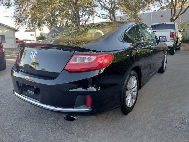 Honda Accord - Thumbnail 13