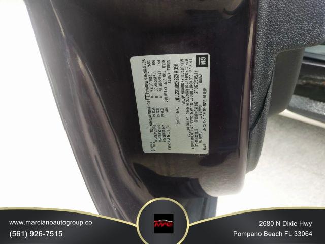 Chevrolet Silverado 2500 Hd Crew Cab - Thumbnail 6