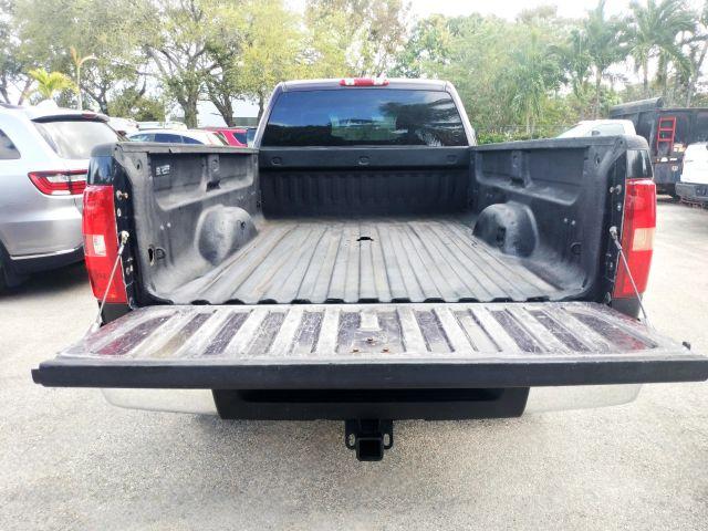 Chevrolet Silverado 2500 Hd Crew Cab - Thumbnail 12