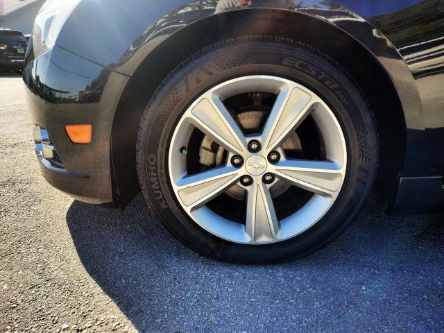 Chevrolet Cruze - Thumbnail 16