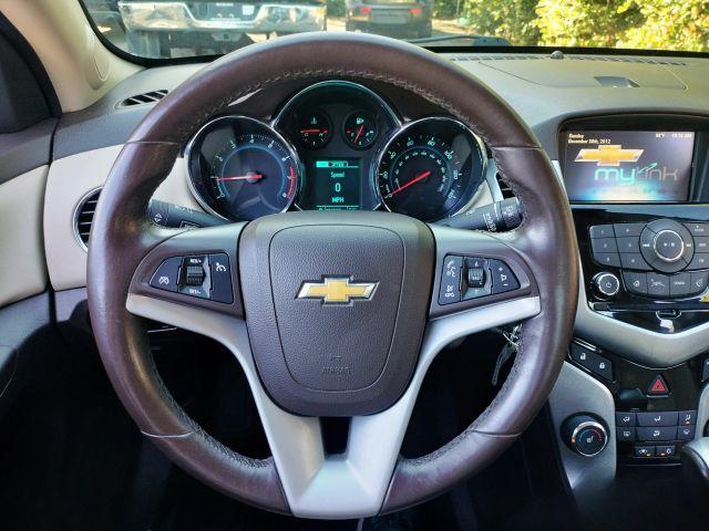 Chevrolet Cruze - Thumbnail 2
