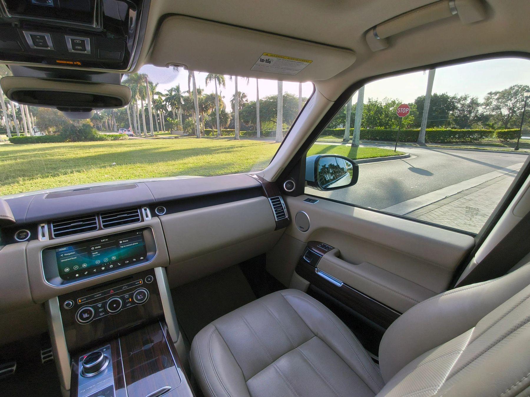 Land Rover Range Rover - Thumbnail 19