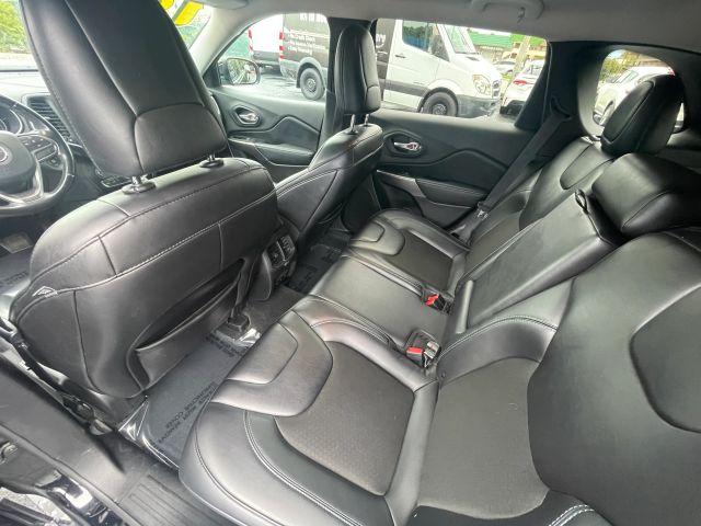 Jeep Cherokee - Thumbnail 15