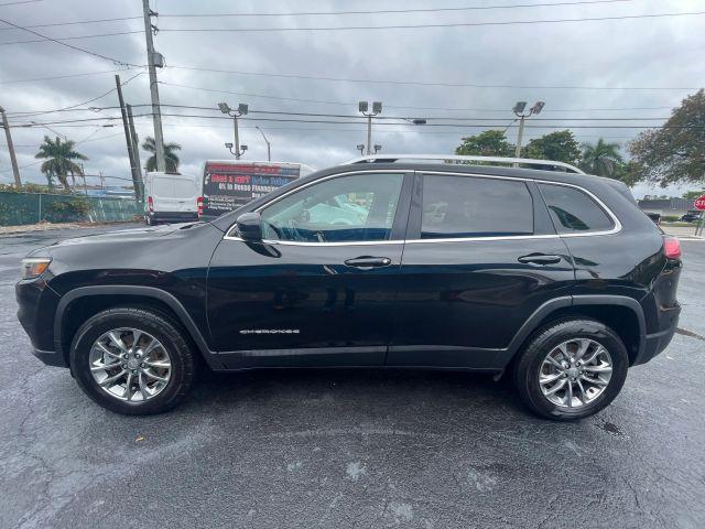 Jeep Cherokee - Thumbnail 8