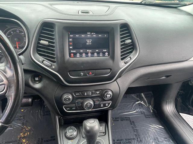 Jeep Cherokee - Thumbnail 20