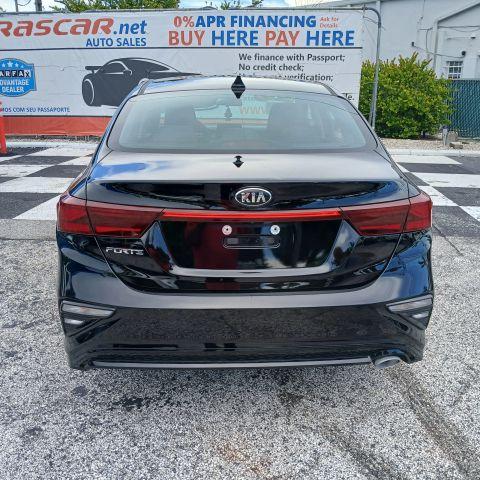 Kia Forte - Thumbnail 9