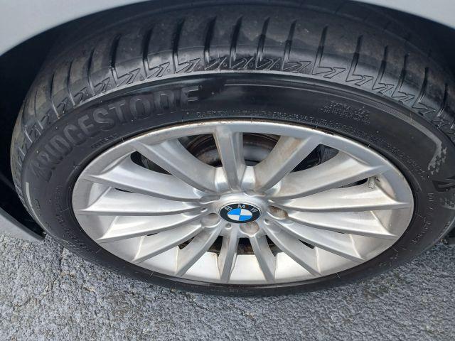 Bmw 5 Series - Thumbnail 2