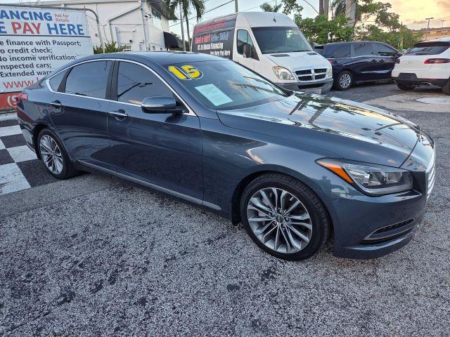 Hyundai Genesis - Thumbnail 4