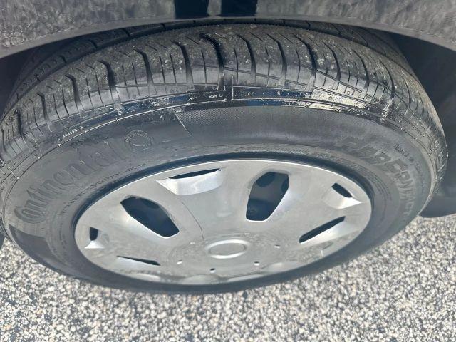 Nissan Versa - Thumbnail 15