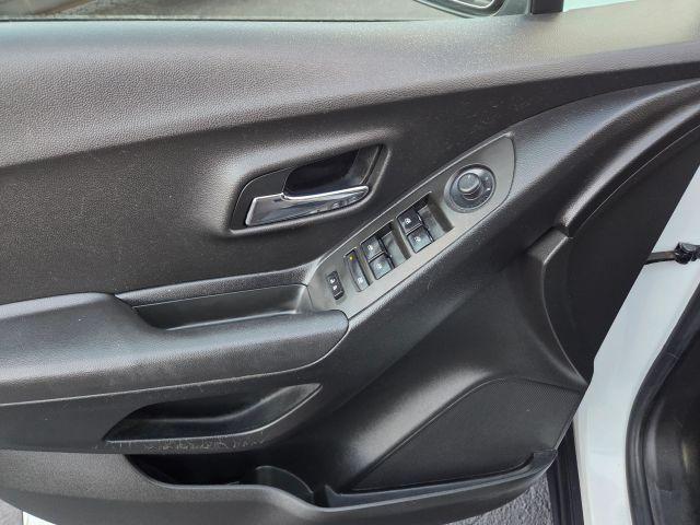 Chevrolet Trax - Thumbnail 17