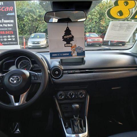 Toyota Yaris Ia - Thumbnail 19