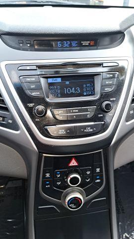 Hyundai Elantra - Thumbnail 9