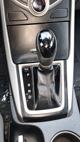 Hyundai Elantra - Thumbnail 10