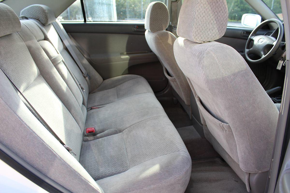 Toyota Camry Le Only $ Down** $85/Wk - Thumbnail 18