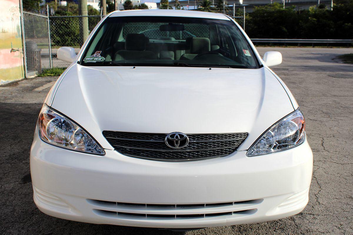 Toyota Camry Le Only $ Down** $85/Wk - Thumbnail 6