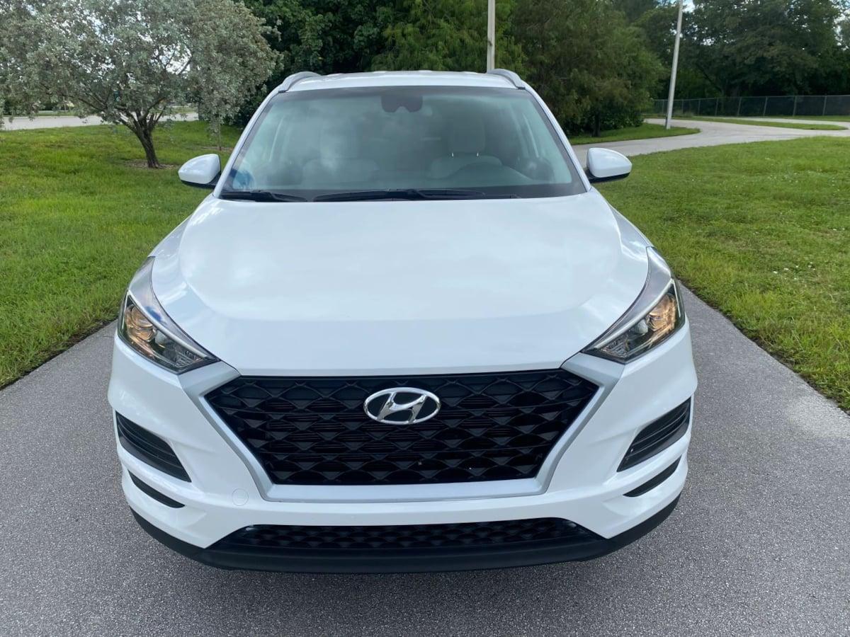 Hyundai Tucson Value - Thumbnail 3