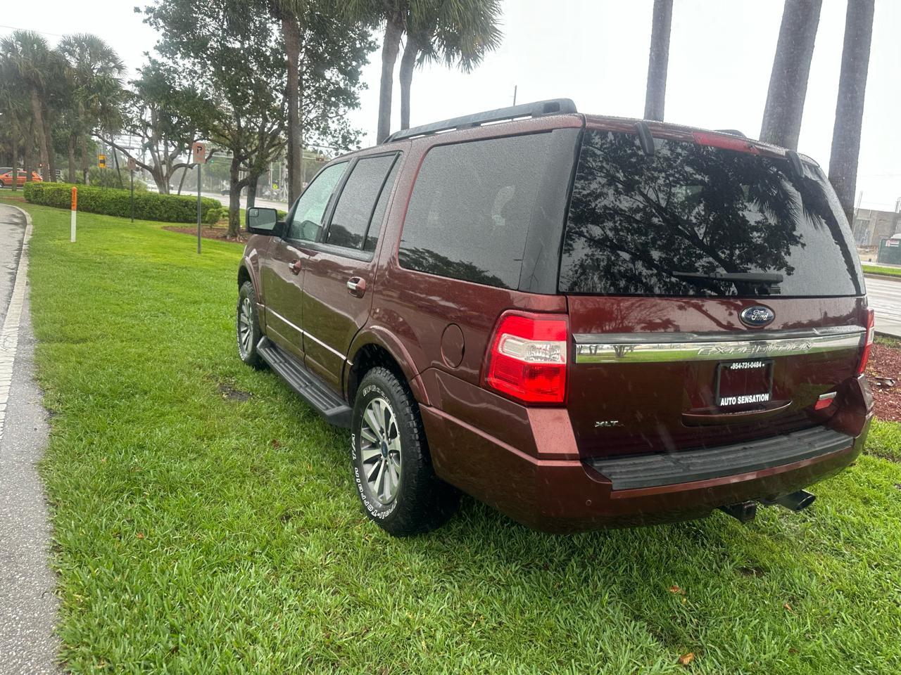 Ford Expedition119" Wb Xlt 4Wd - Thumbnail 9