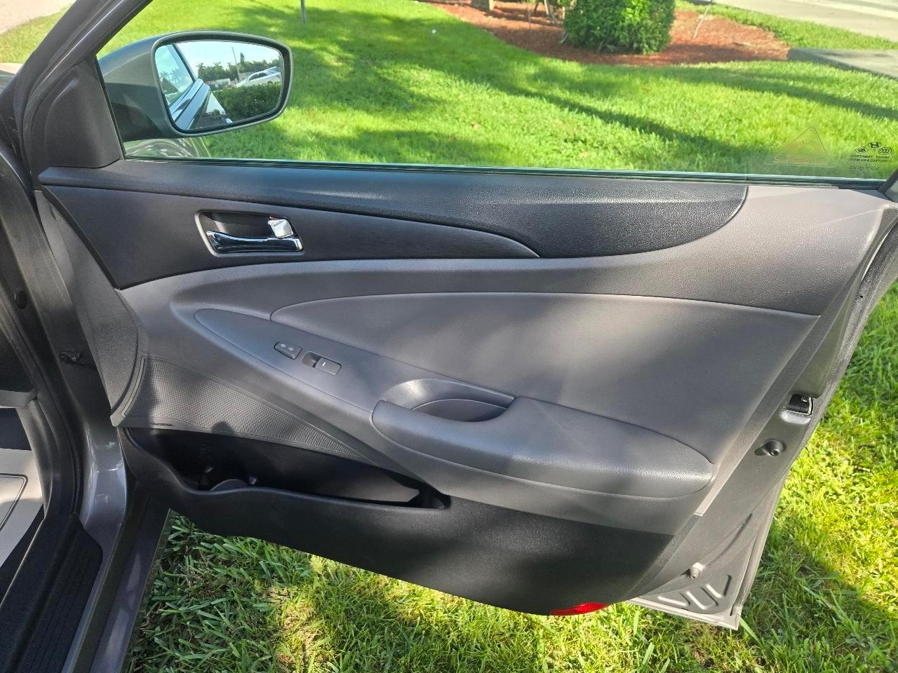 Hyundai Sonatalimited Auto - Thumbnail 20