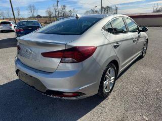Hyundai Elantra - Thumbnail 10