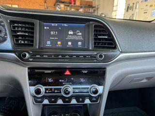 Hyundai Elantra - Thumbnail 14