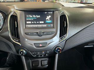 Chevrolet Cruze - Thumbnail 14