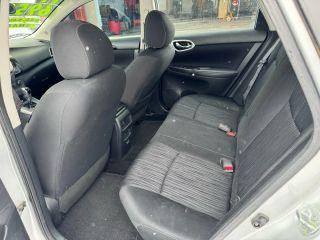 Nissan Sentra - Thumbnail 4