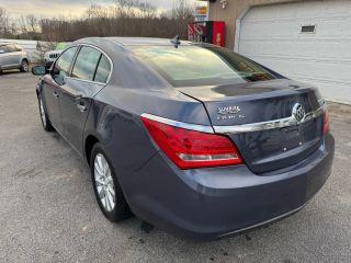 Buick Lacrosse - Thumbnail 10