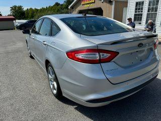 Ford Fusion - Thumbnail 9