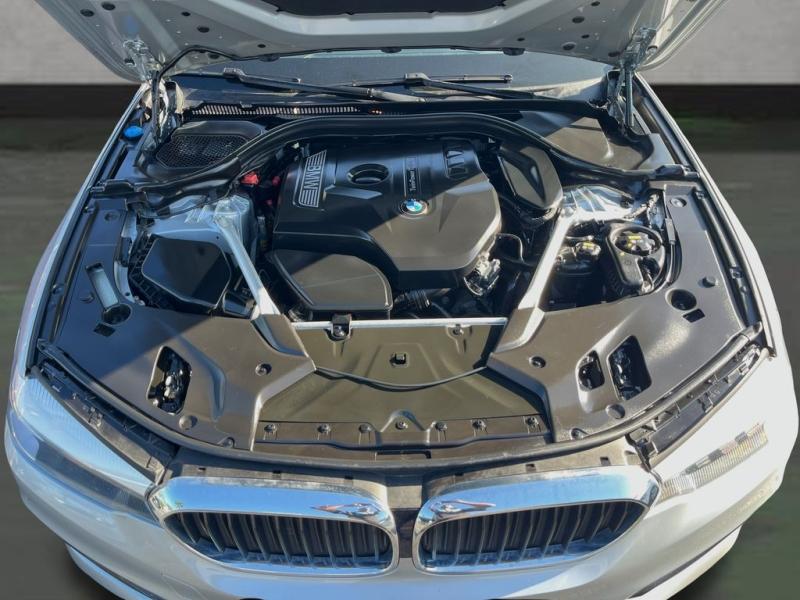 Bmw 5 Series 530I - View 1