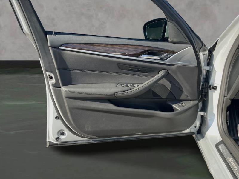 Bmw 5 Series 530I - Thumbnail 10