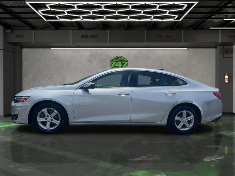 Chevrolet Malibu Ls - Thumbnail 3