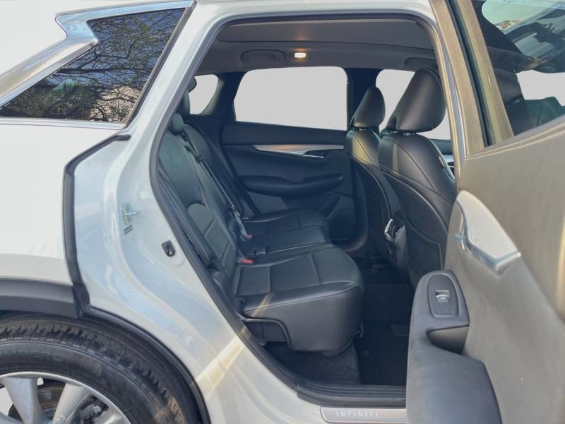 Infiniti Qx50 Luxe - Thumbnail 13