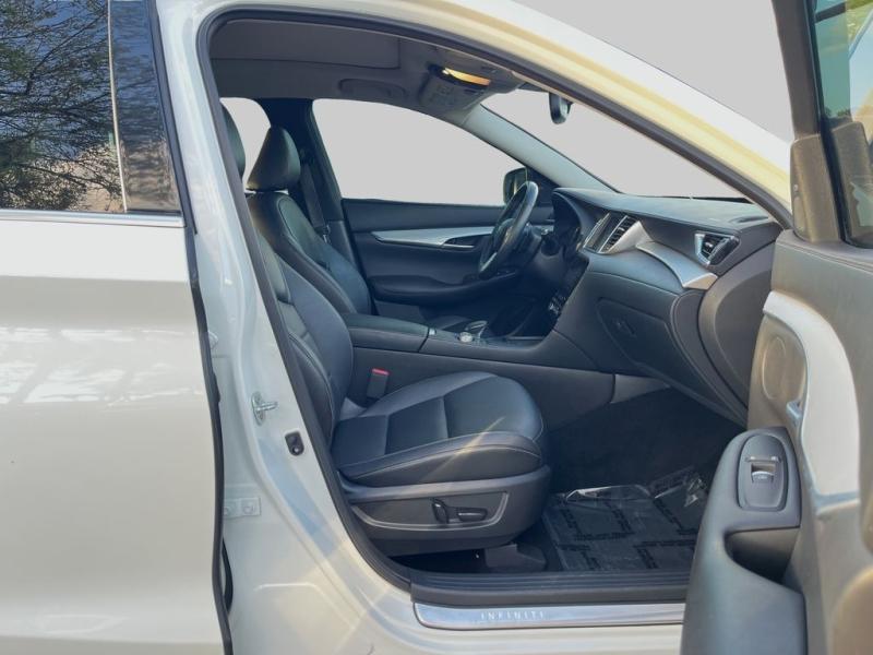 Infiniti Qx50 Luxe - Thumbnail 14