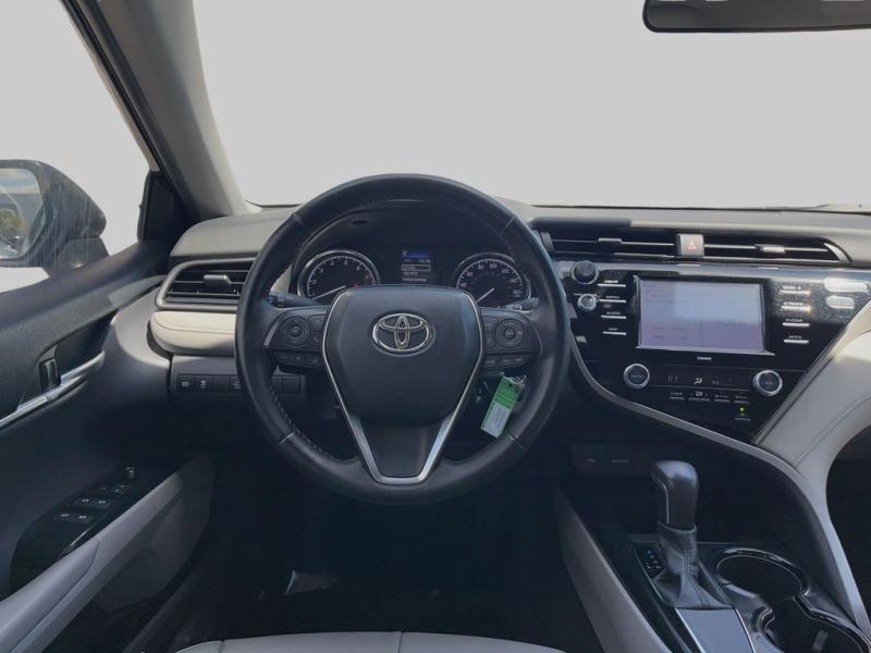 Toyota Camry Se - Thumbnail 18