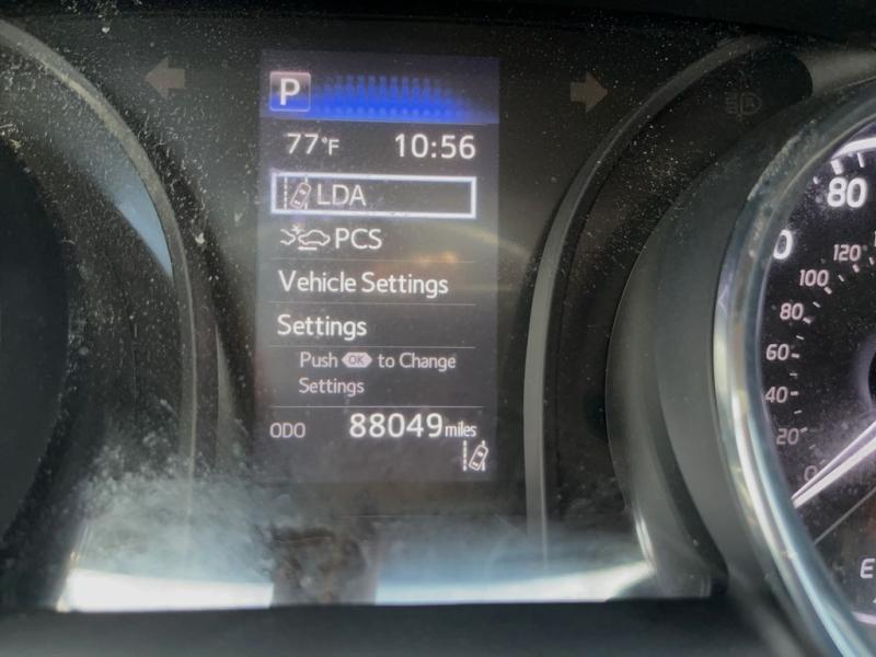 Toyota Camry Se - Thumbnail 19