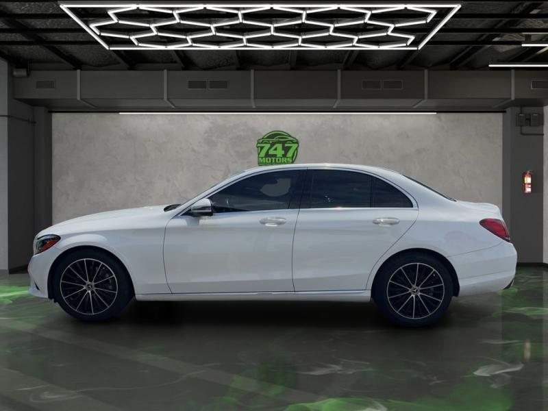 Mercedes-Benz C-Class C 300 - Thumbnail 3