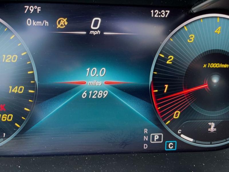 Mercedes-Benz C-Class C 300 - Thumbnail 20