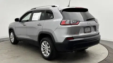Jeep Cherokee Latitude - Thumbnail 6