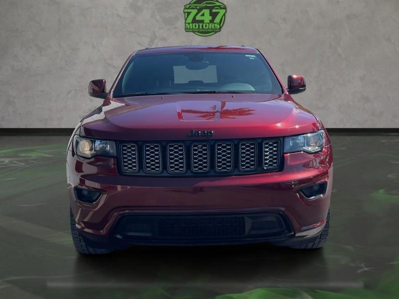 Jeep Grand Cherokee Altitude - Thumbnail 9